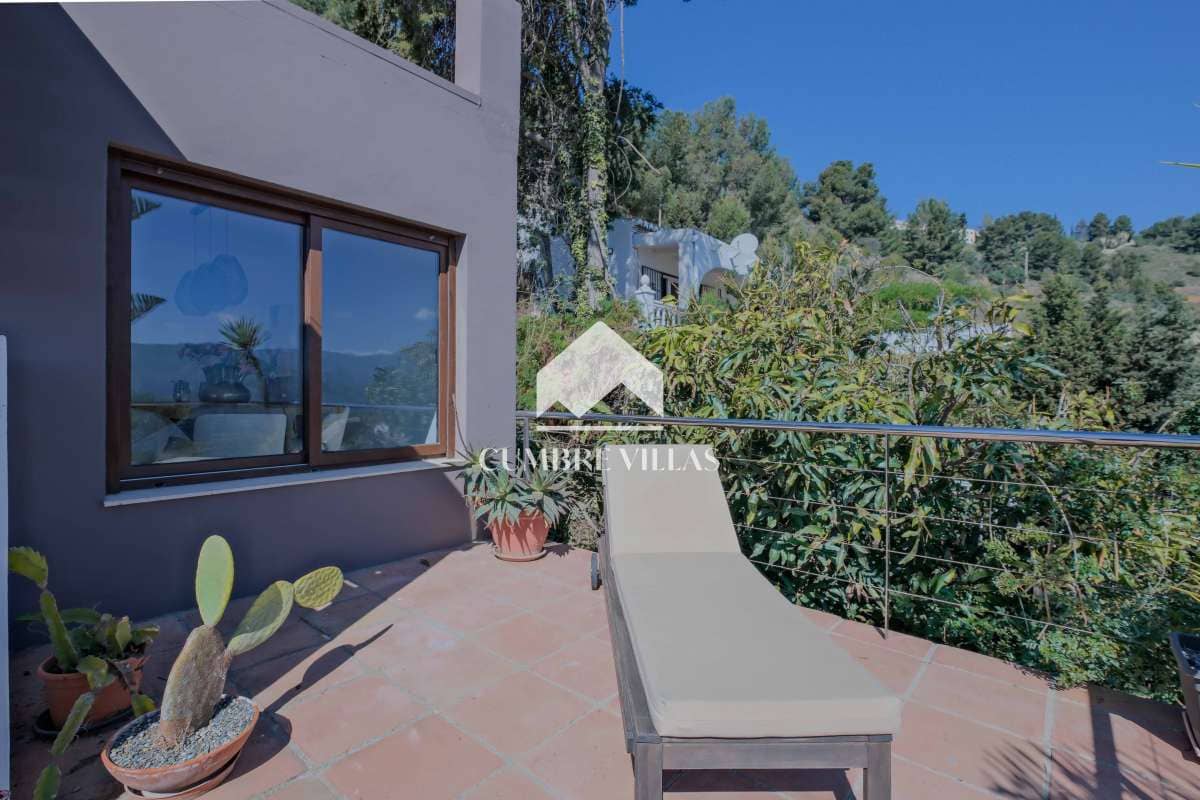 4 soverom Villa til salgs i Salobrena med svømmebasseng - € 1 150 000 (Ref: 9761545)