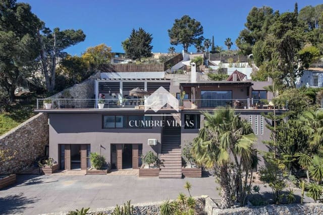 Chalet de 4 habitaciones en Almuñécar en venta con piscina - 1.090.000 € (Ref: 9761545)