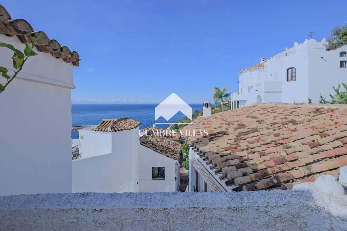 3 makuuhuone Huvila myytävänä paikassa Salobrena mukana uima-altaan - 299 000 € (Ref: 9761546)