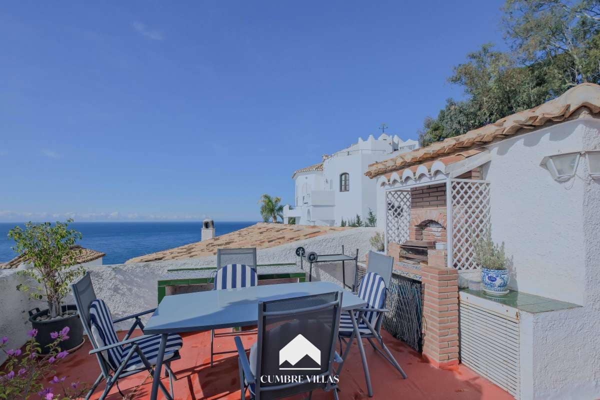 3 makuuhuone Huvila myytävänä paikassa Salobrena mukana uima-altaan - 299 000 € (Ref: 9761546)