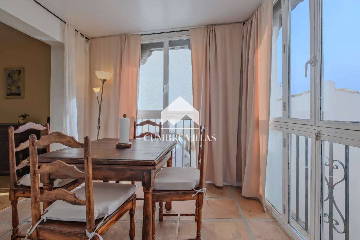 3 makuuhuone Huvila myytävänä paikassa Salobrena mukana uima-altaan - 299 000 € (Ref: 9761546)