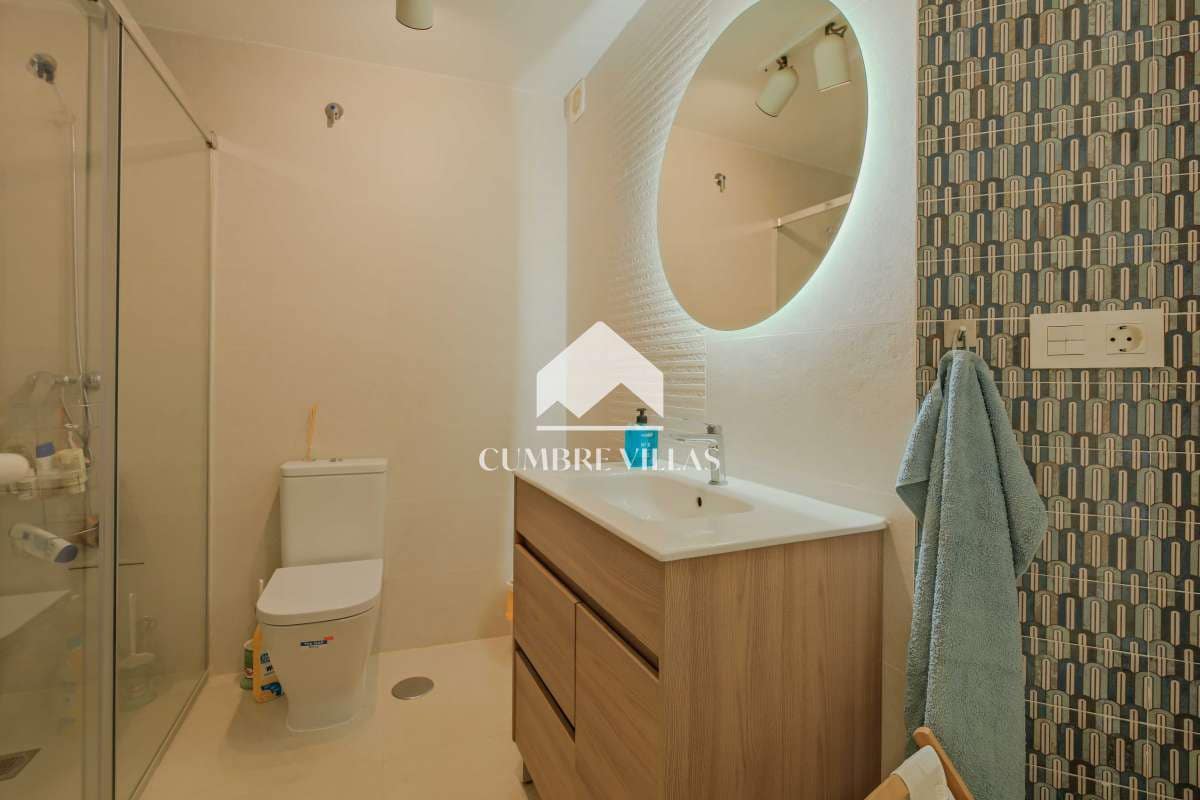 3 makuuhuone Huvila myytävänä paikassa Salobrena mukana uima-altaan - 299 000 € (Ref: 9761546)