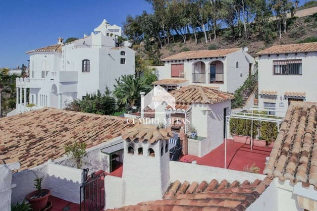 3 makuuhuone Huvila myytävänä paikassa Salobreña mukana uima-altaan - 299 000 € (Ref: 9761546)