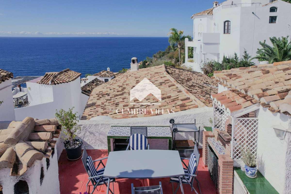 3 makuuhuone Huvila myytävänä paikassa Salobrena mukana uima-altaan - 299 000 € (Ref: 9761546)