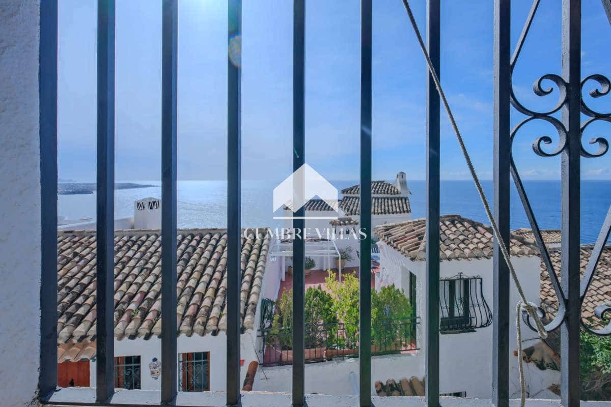 3 makuuhuone Huvila myytävänä paikassa Salobrena mukana uima-altaan - 299 000 € (Ref: 9761546)