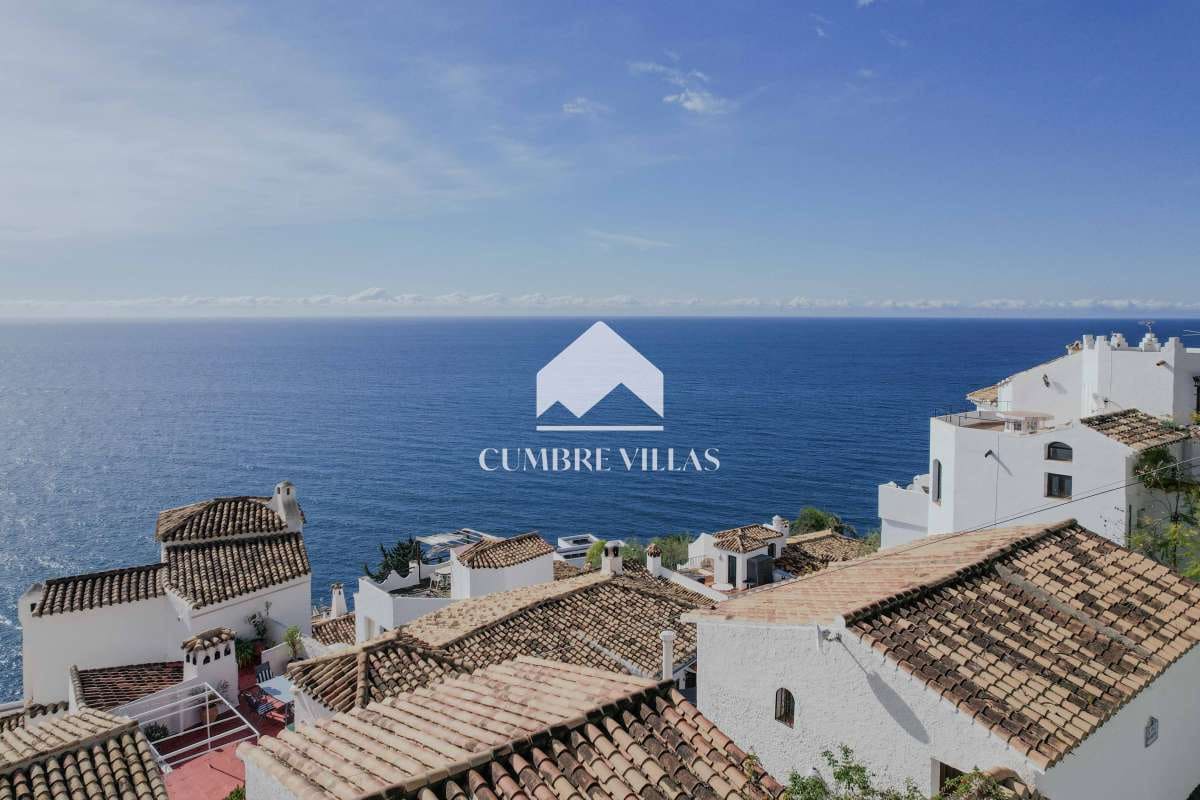 3 makuuhuone Huvila myytävänä paikassa Salobrena mukana uima-altaan - 299 000 € (Ref: 9761546)