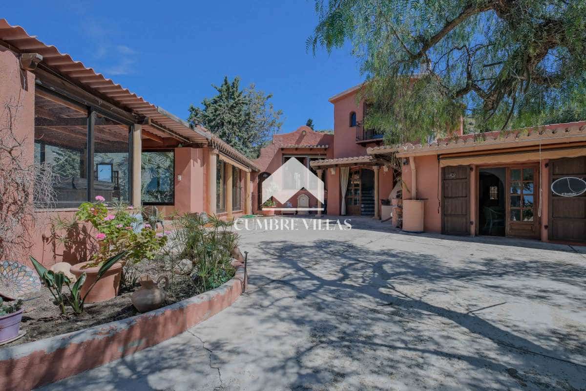 6 bedroom Finca/Country House for sale in Almunecar with pool garage - € 975,000 (Ref: 9821856)