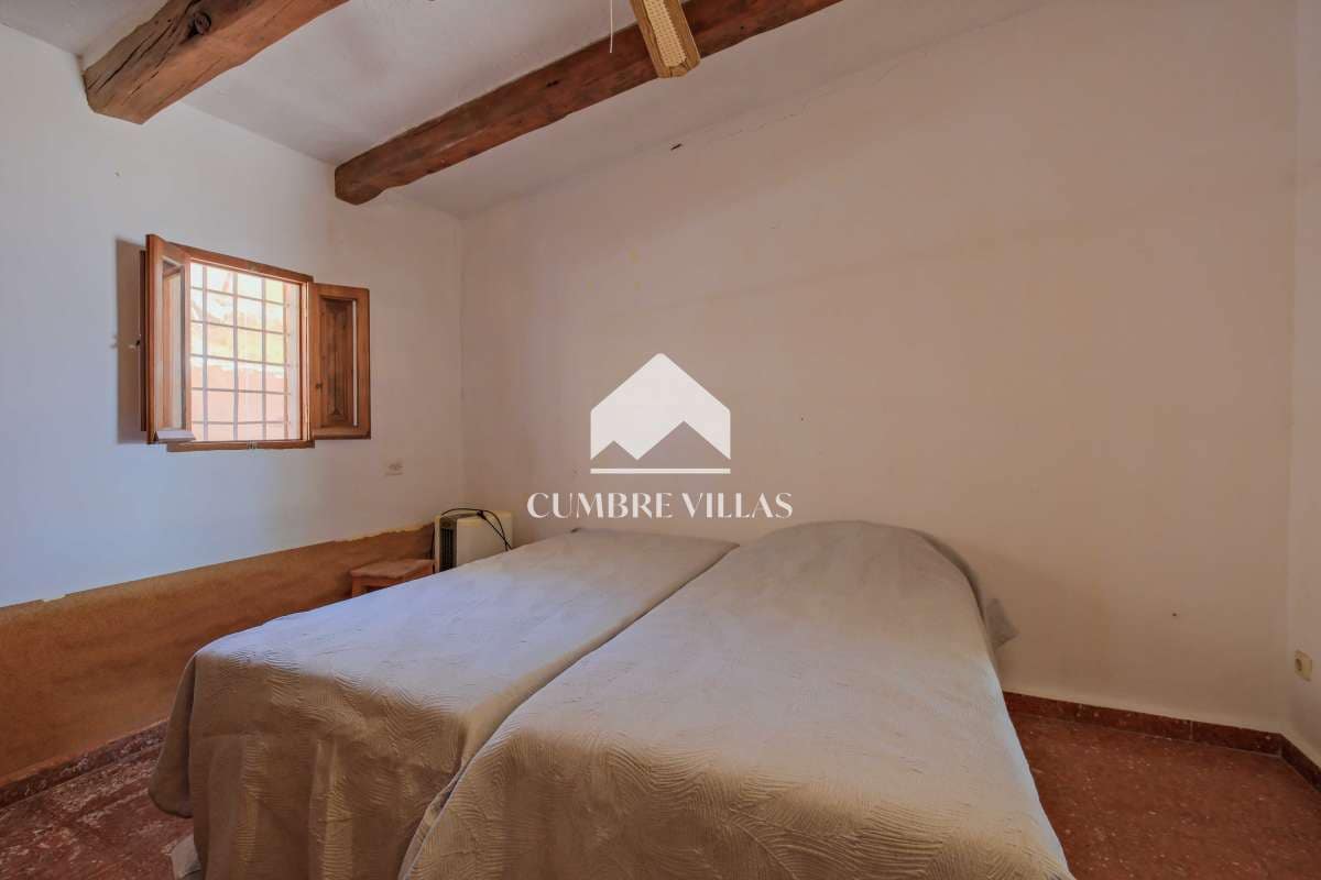 6 bedroom Finca/Country House for sale in Almunecar with pool garage - € 975,000 (Ref: 9821856)