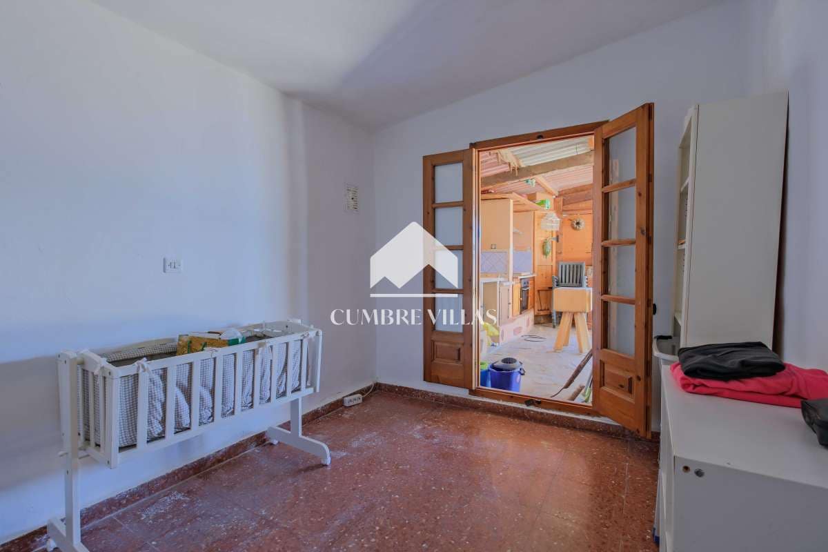 6 bedroom Finca/Country House for sale in Almunecar with pool garage - € 975,000 (Ref: 9821856)