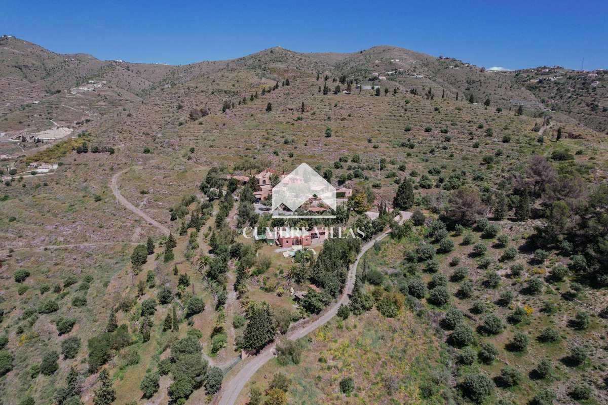 6 bedroom Finca/Country House for sale in Almunecar with pool garage - € 975,000 (Ref: 9821856)