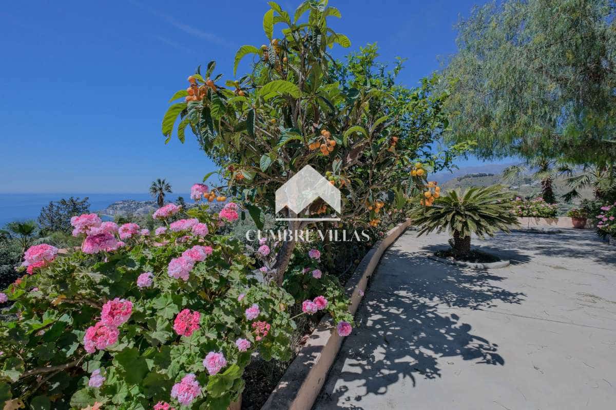 6 bedroom Finca/Country House for sale in Almunecar with pool garage - € 975,000 (Ref: 9821856)