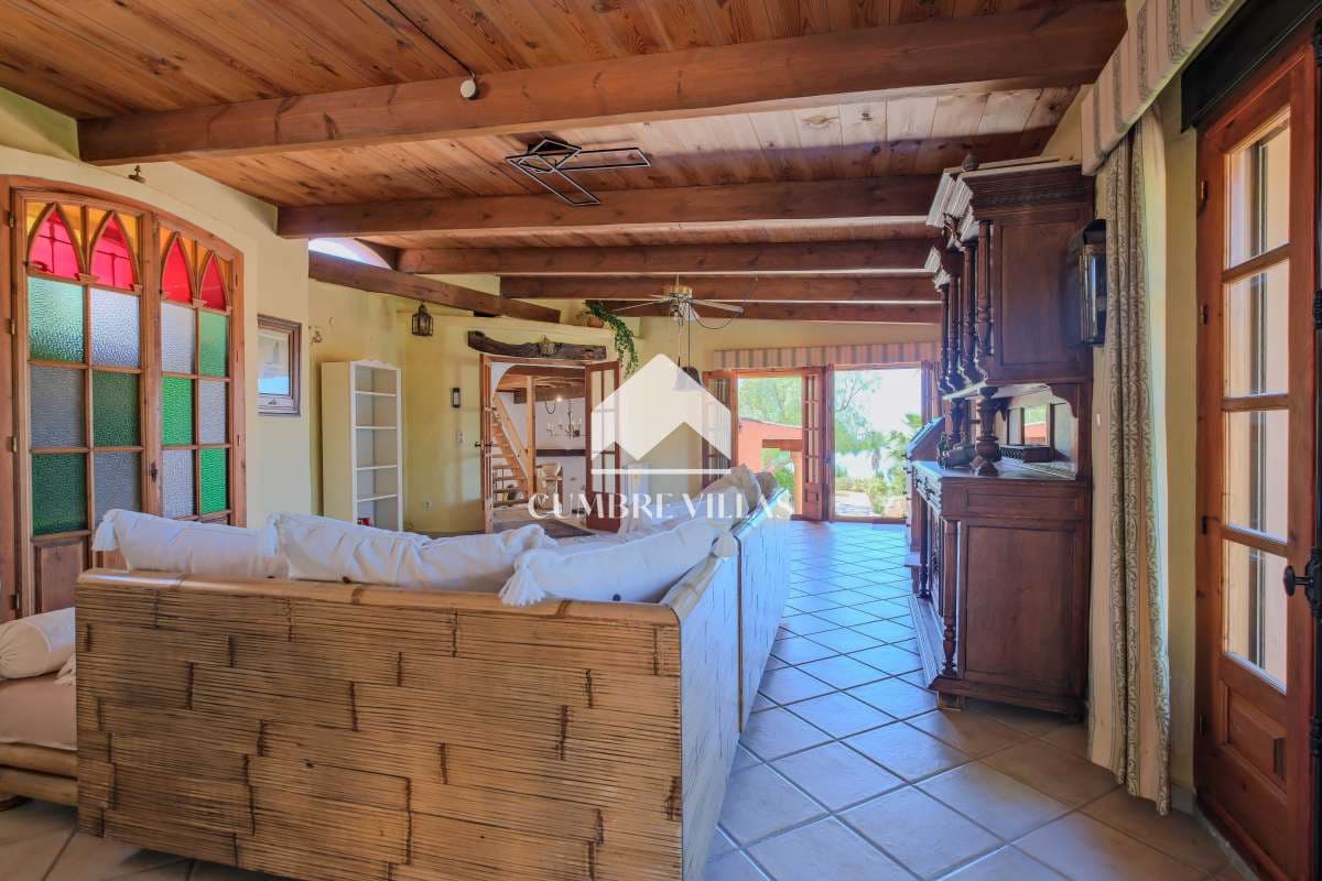 6 bedroom Finca/Country House for sale in Almunecar with pool garage - € 975,000 (Ref: 9821856)