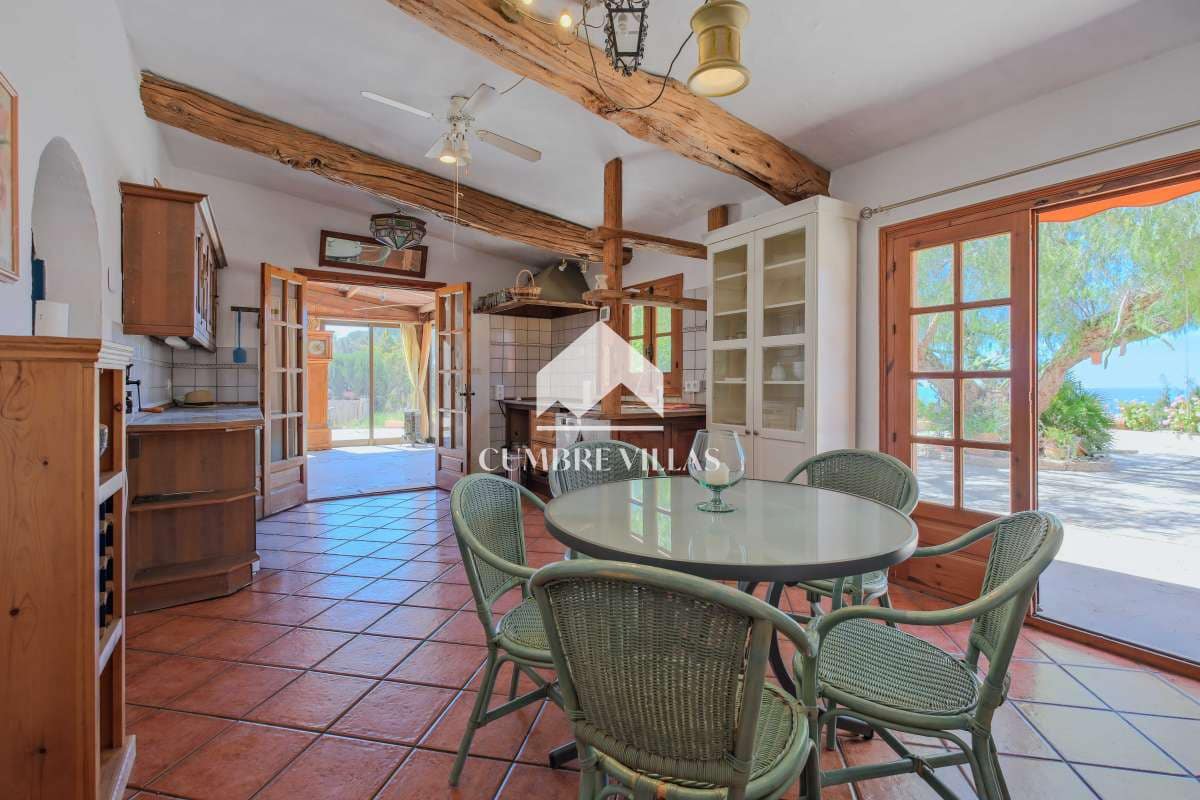 6 bedroom Finca/Country House for sale in Almunecar with pool garage - € 975,000 (Ref: 9821856)