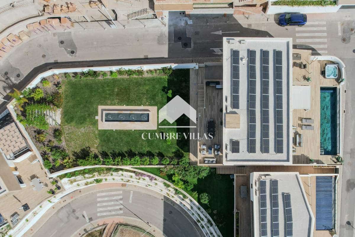 5 bedroom Villa for sale in La Herradura with pool garage - € 2,525,000 (Ref: 9821857)