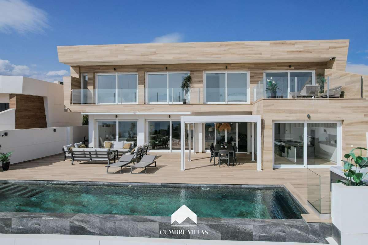 5 quarto Moradia para venda em La Herradura com piscina garagem - 2 525 000 € (Ref: 9821857)