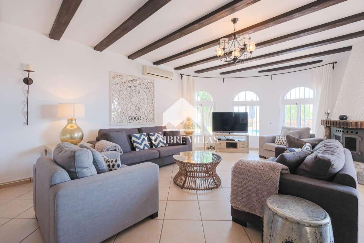 5 bedroom Villa for sale in Salobrena with pool garage - € 1,140,000 (Ref: 9821858)
