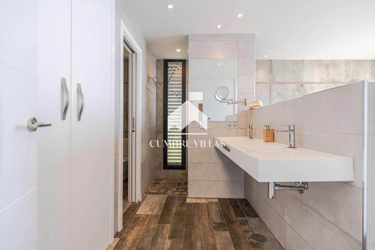 5 chambre Villa/Maison à vendre à Salobrena avec piscine - 1 445 000 € (Ref: 9838719)