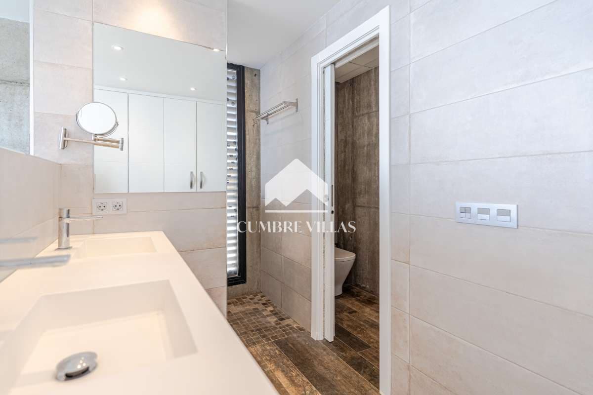 5 chambre Villa/Maison à vendre à Salobrena avec piscine - 1 445 000 € (Ref: 9838719)