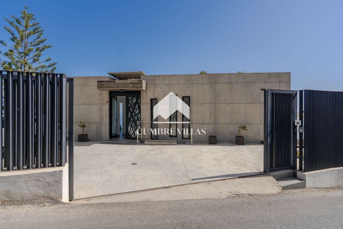 5 chambre Villa/Maison à vendre à Salobrena avec piscine - 1 445 000 € (Ref: 9838719)