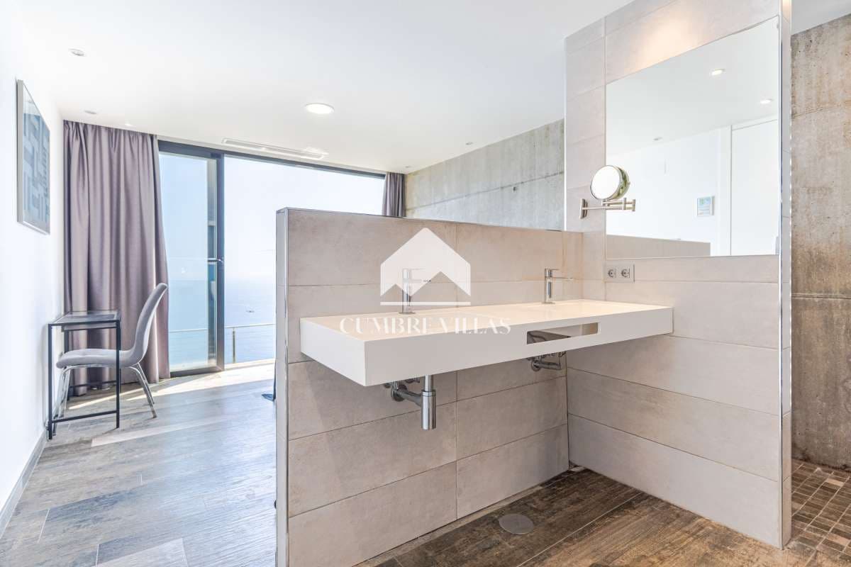 5 chambre Villa/Maison à vendre à Salobrena avec piscine - 1 445 000 € (Ref: 9838719)