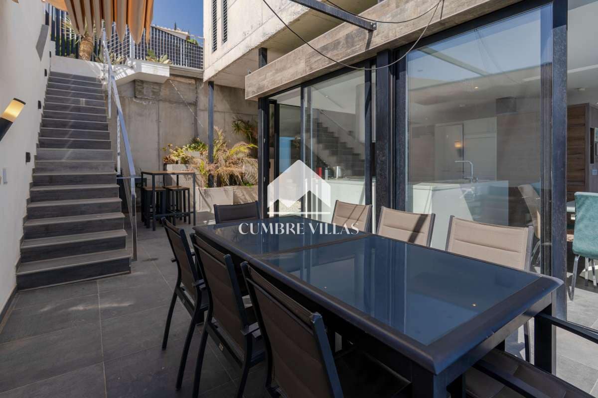 5 chambre Villa/Maison à vendre à Salobrena avec piscine - 1 445 000 € (Ref: 9838719)