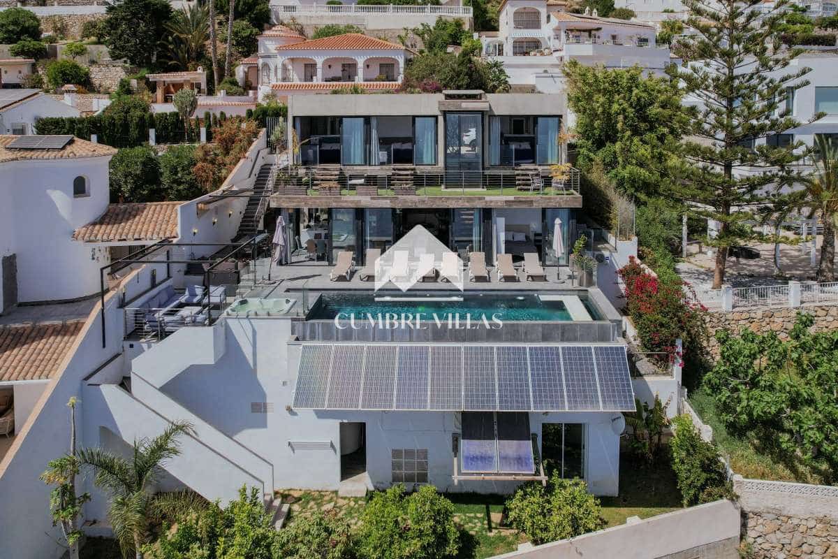 5 chambre Villa/Maison à vendre à Salobrena avec piscine - 1 445 000 € (Ref: 9838719)
