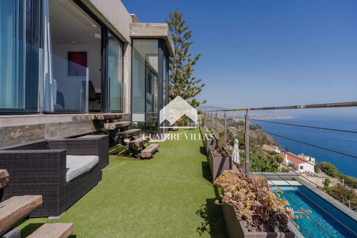 5 chambre Villa/Maison à vendre à Salobrena avec piscine - 1 445 000 € (Ref: 9838719)