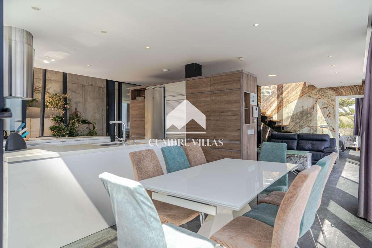 5 chambre Villa/Maison à vendre à Salobrena avec piscine - 1 445 000 € (Ref: 9838719)