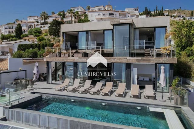 Chalet de 5 habitaciones en Salobreña en venta con piscina - 1.445.000 € (Ref: 9838719)