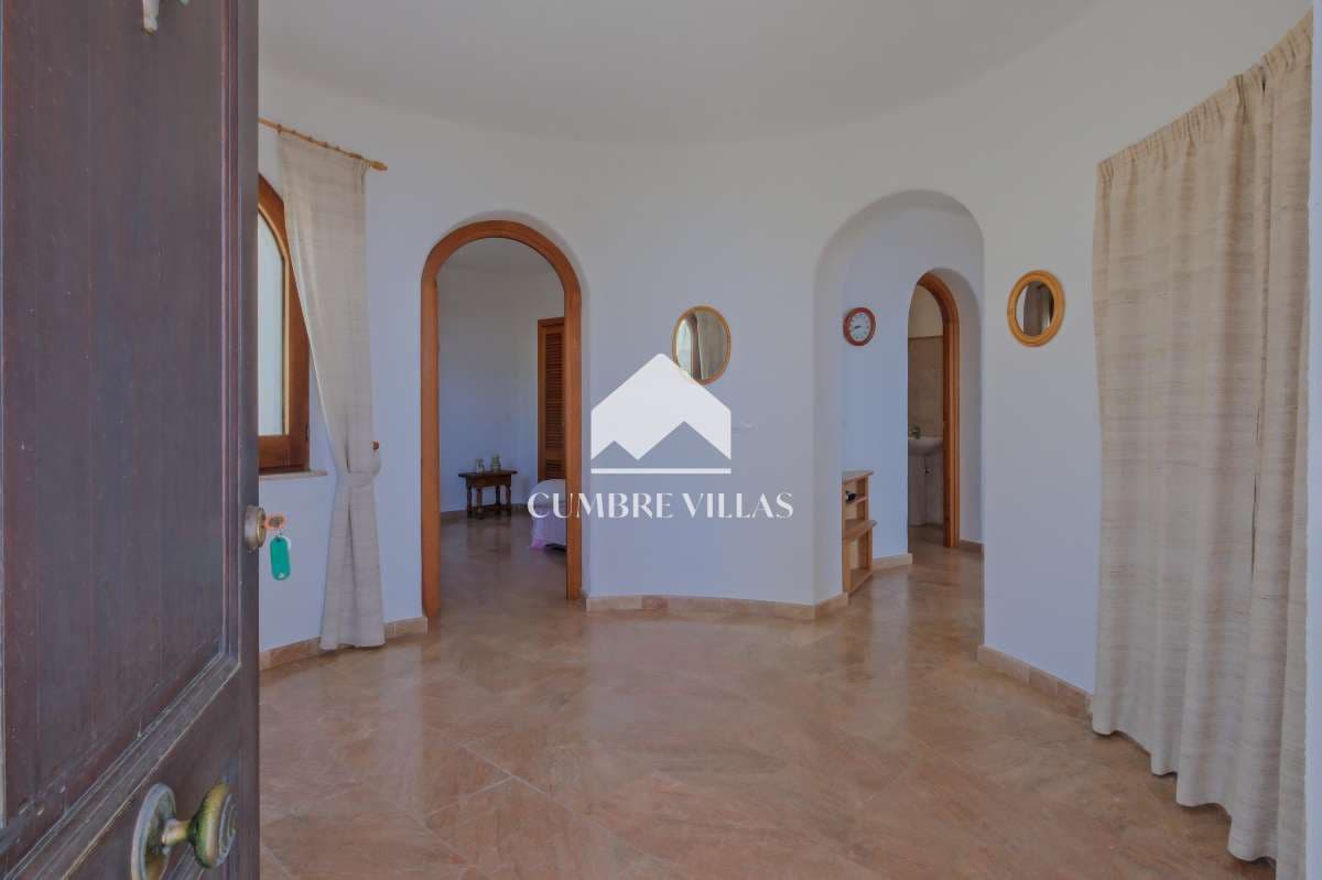 3 Zimmer Villa zu verkaufen in Salobrena mit Pool Garage - 840.000 € (Ref: 9848411)