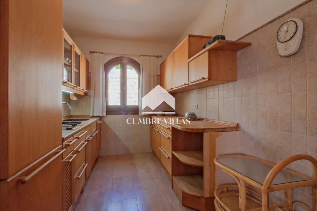 3 Zimmer Villa zu verkaufen in Salobrena mit Pool Garage - 840.000 € (Ref: 9848411)