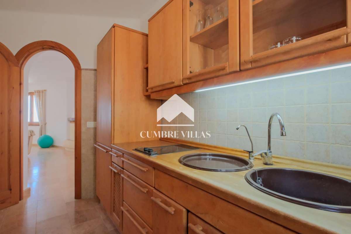 3 Zimmer Villa zu verkaufen in Salobrena mit Pool Garage - 840.000 € (Ref: 9848411)