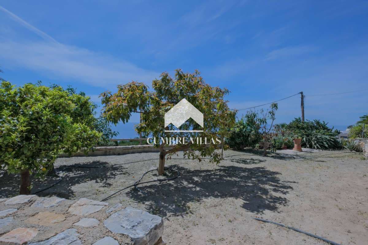 3 Zimmer Villa zu verkaufen in Salobrena mit Pool Garage - 840.000 € (Ref: 9848411)