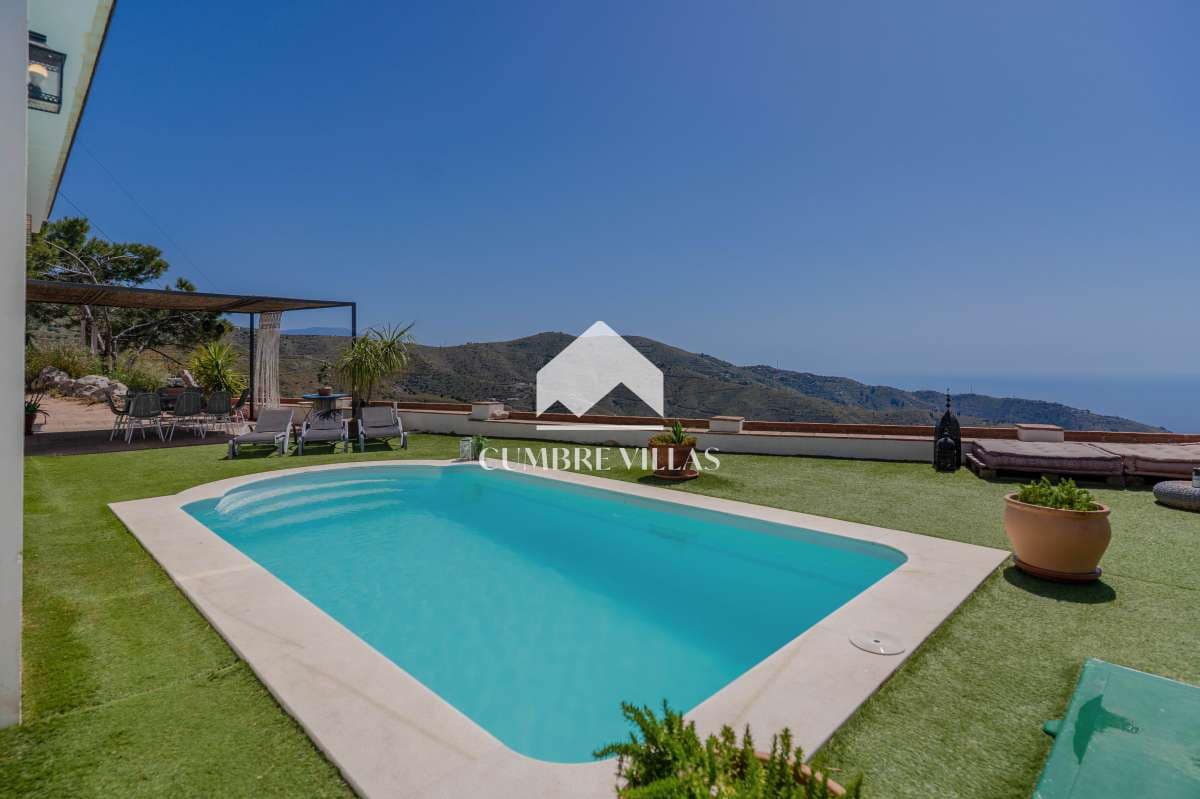 5 bedroom Finca/Country House for sale in Almunecar with pool garage - € 525,000 (Ref: 9854674)