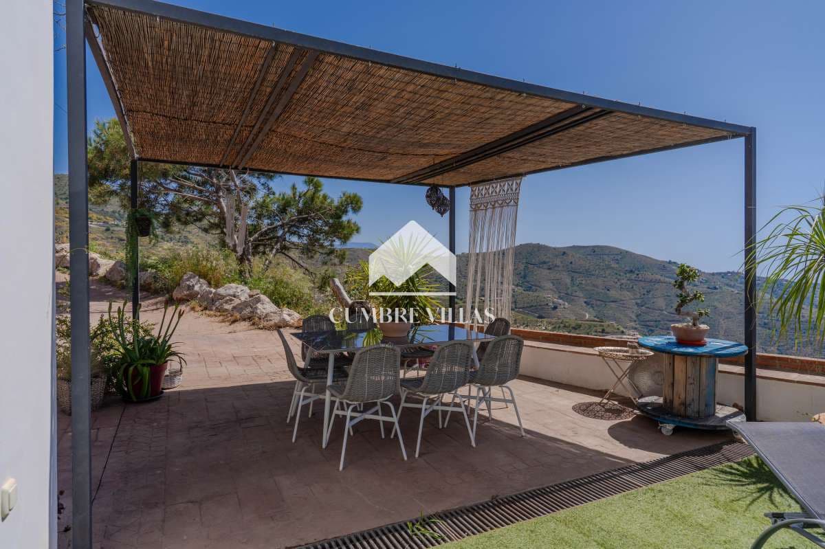 5 bedroom Finca/Country House for sale in Almunecar with pool garage - € 525,000 (Ref: 9854674)