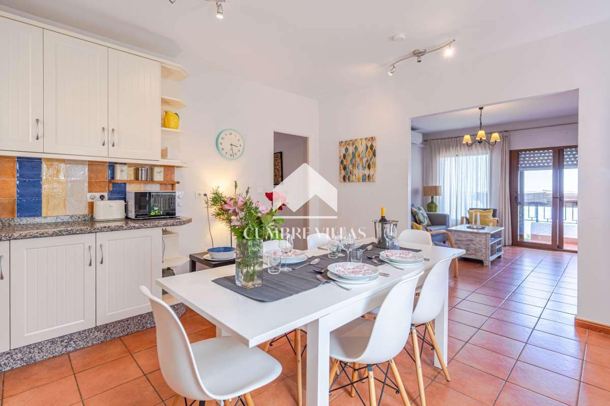 4 slaapkamer Villa te koop in Salobrena met zwembad garage - € 750.000 (Ref: 9891450)
