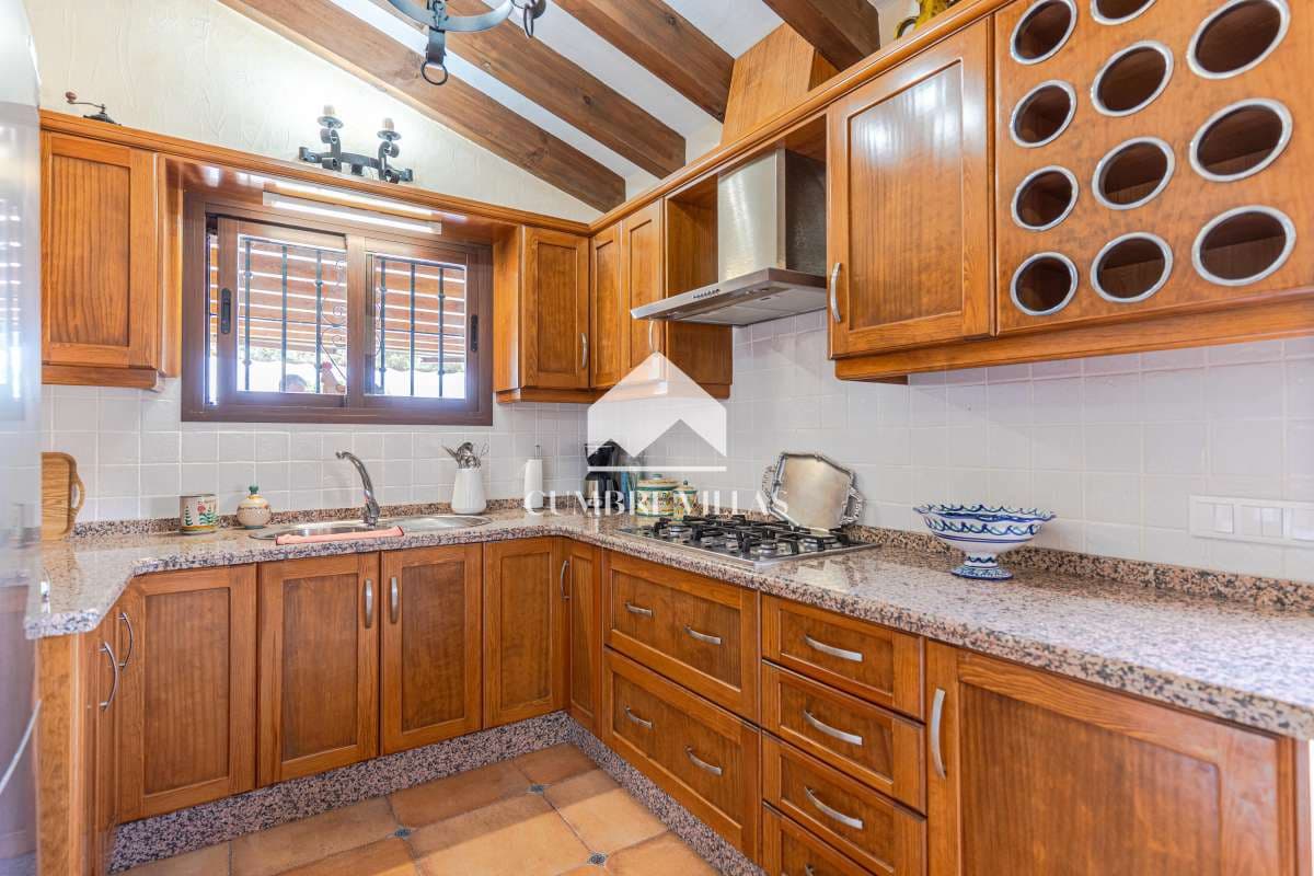 Finca/Country House for sale in Almunecar with pool - € 980,000 (Ref: 9919122)