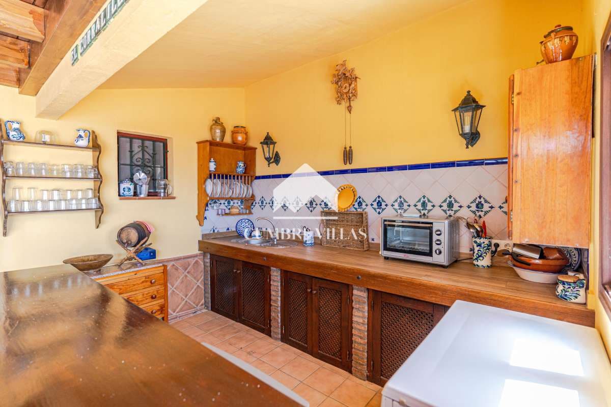 Finca/Country House for sale in Almunecar with pool - € 980,000 (Ref: 9919122)