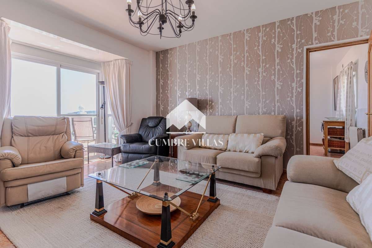 5 bedroom Villa for sale in Lujar with pool garage - € 325,000 (Ref: 9926508)