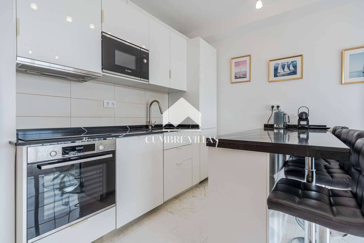 3 sypialnia Apartament na sprzedaż w La Herradura z basenem - 449 000 € (Ref: 9932556)