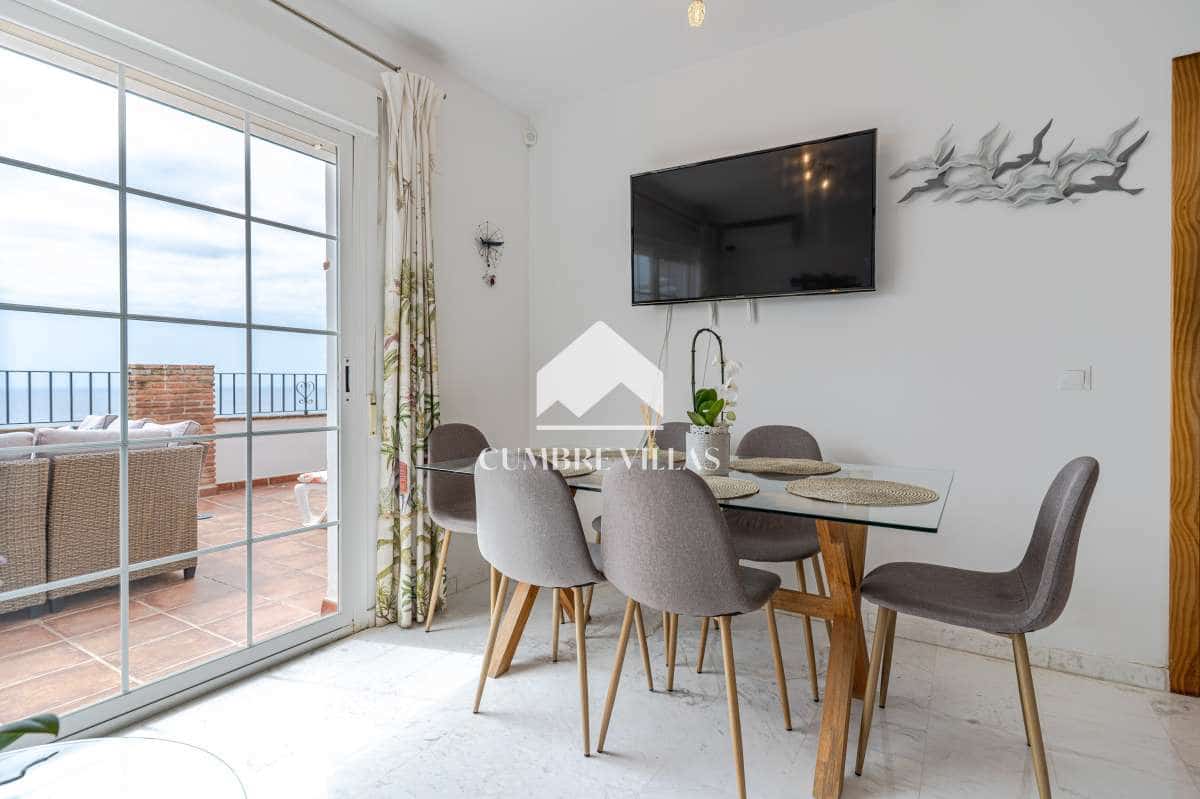 3 sypialnia Apartament na sprzedaż w La Herradura z basenem - 449 000 € (Ref: 9932556)