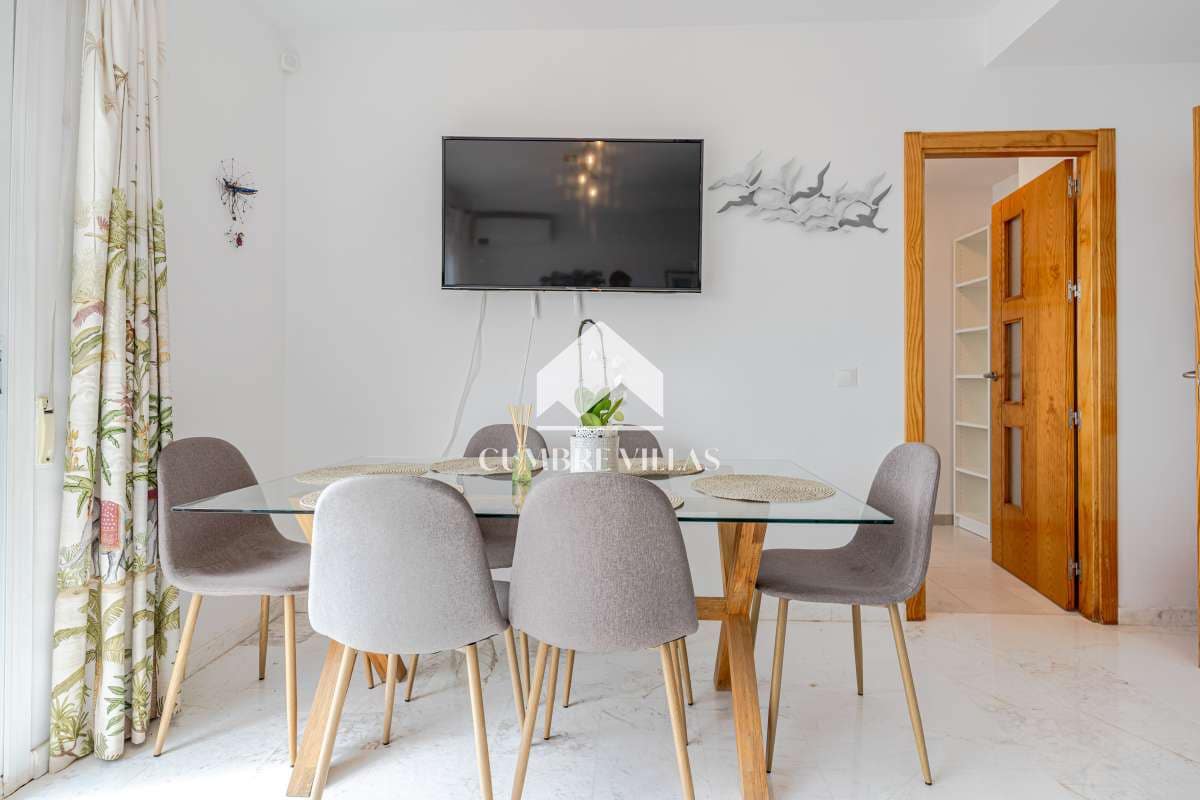 3 sypialnia Apartament na sprzedaż w La Herradura z basenem - 449 000 € (Ref: 9932556)