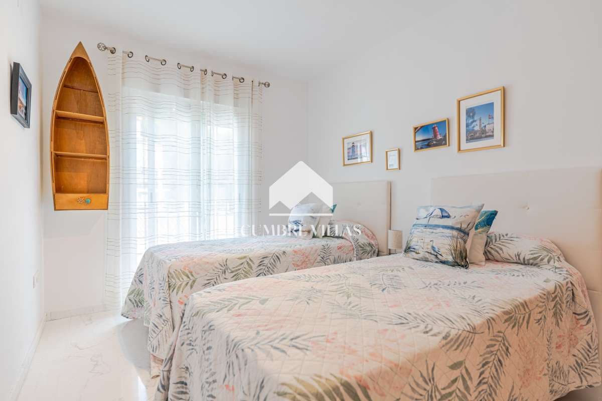 3 sypialnia Apartament na sprzedaż w La Herradura z basenem - 449 000 € (Ref: 9932556)