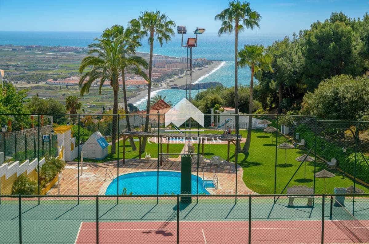 4 bedroom Villa for sale in Salobrena with pool garage - € 1,212,750 (Ref: 9956657)