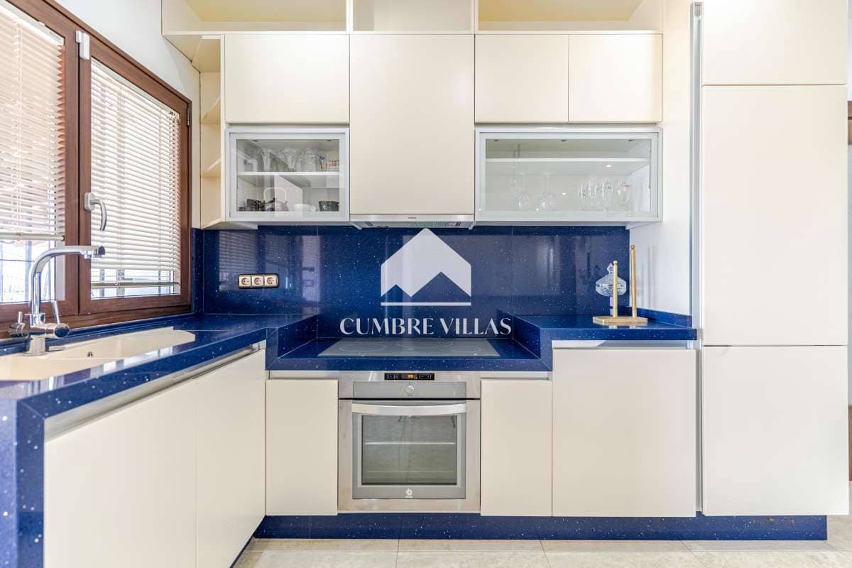 4 camera da letto Villa in vendita in Almunecar con piscina garage - 990.000 € (Rif: 9965963)