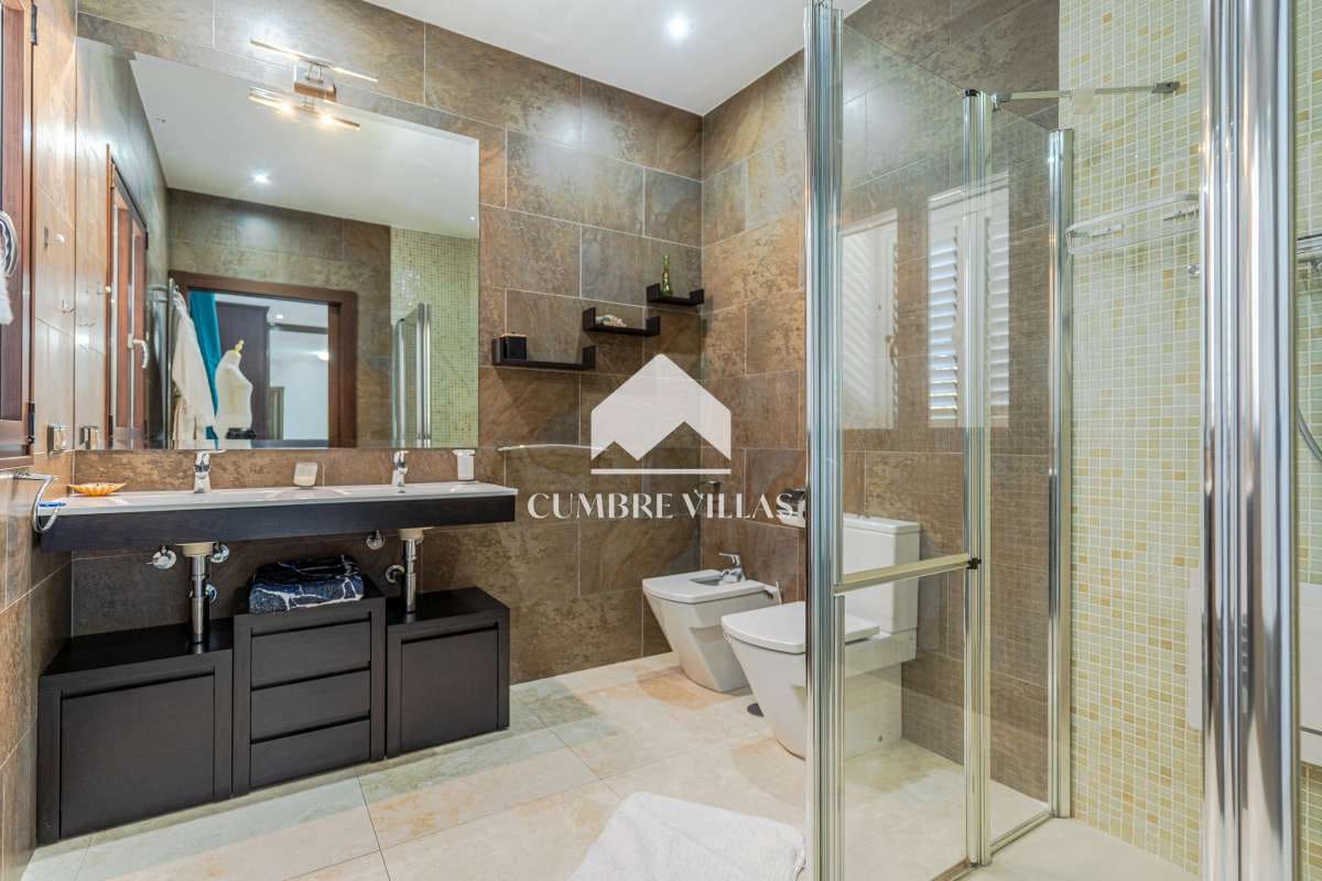 4 camera da letto Villa in vendita in Almunecar con piscina garage - 990.000 € (Rif: 9965963)