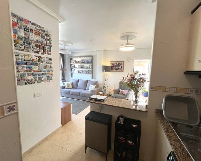 2 sovrum Lägenhet till salu i Ciudad Quesada med pool - 170 000 € (Ref: 10009803)