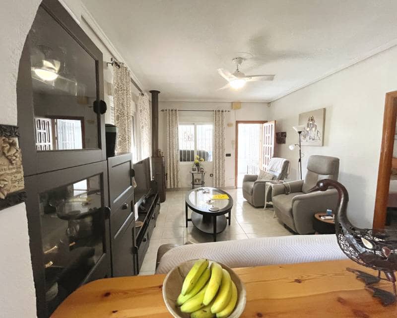 2 Zimmer Bungalow zu verkaufen in Ciudad Quesada mit Pool - 165.000 € (Ref: 10019663)