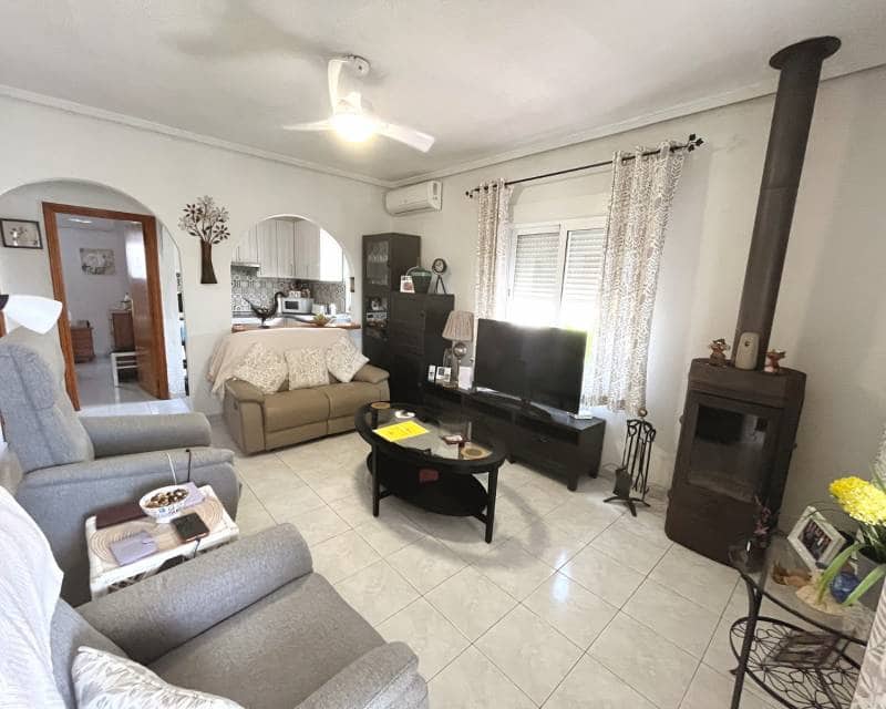 2 Zimmer Bungalow zu verkaufen in Ciudad Quesada mit Pool - 165.000 € (Ref: 10019663)