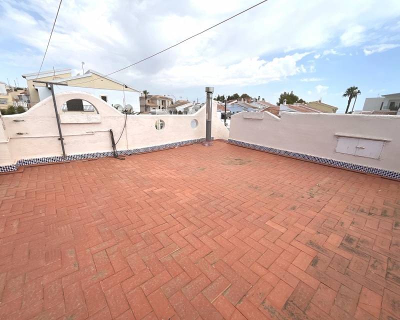 2 Zimmer Bungalow zu verkaufen in Ciudad Quesada mit Pool - 165.000 € (Ref: 10019663)